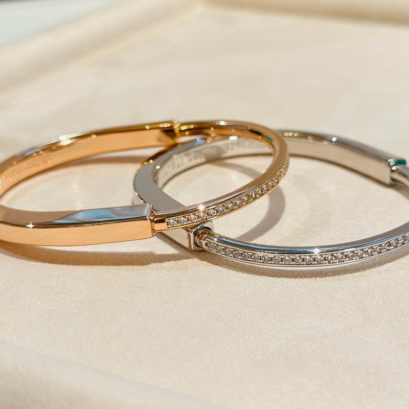 Tiffany bracelet 03lyx31